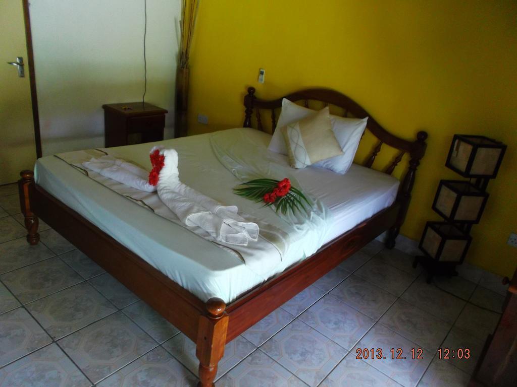 Hotel Belle Amie Self Catering à La Digue  Extérieur photo